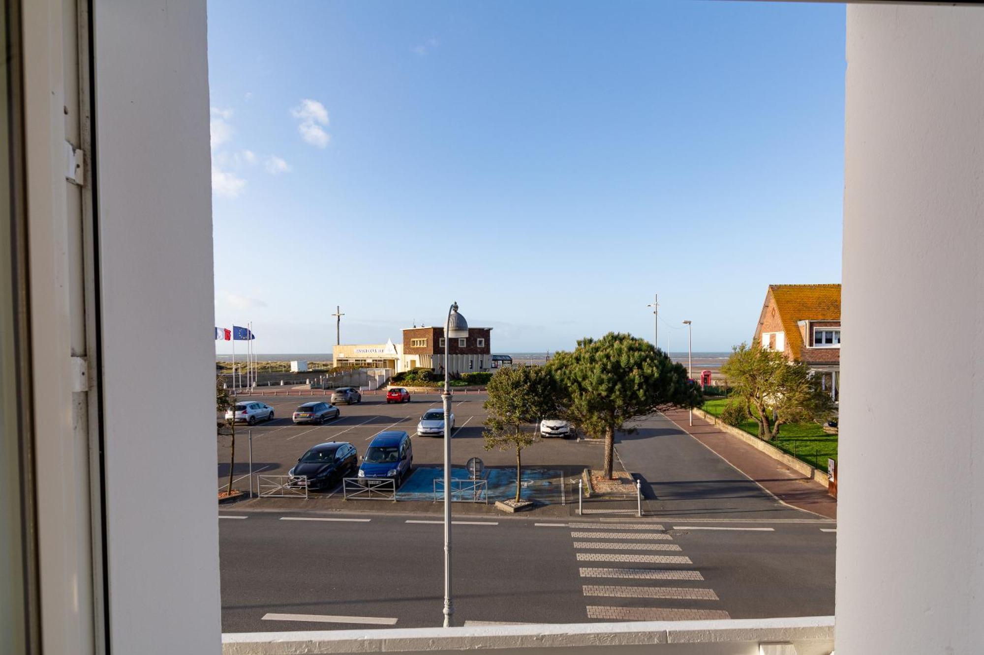 Hotel De La Plage กูร์เซิล-โซร์-แม ภายนอก รูปภาพ